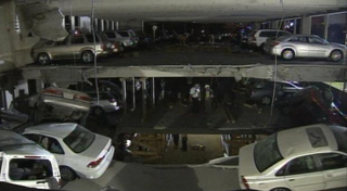 Illustration for article titled Atlanta Parking Garage Collapse Carnage Mega-Gallery